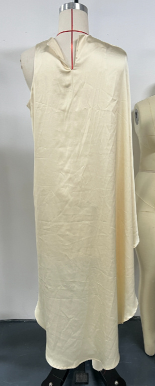 Robe Longue Satin Crème "Nordic Silk" | Terre Viking – Image 2